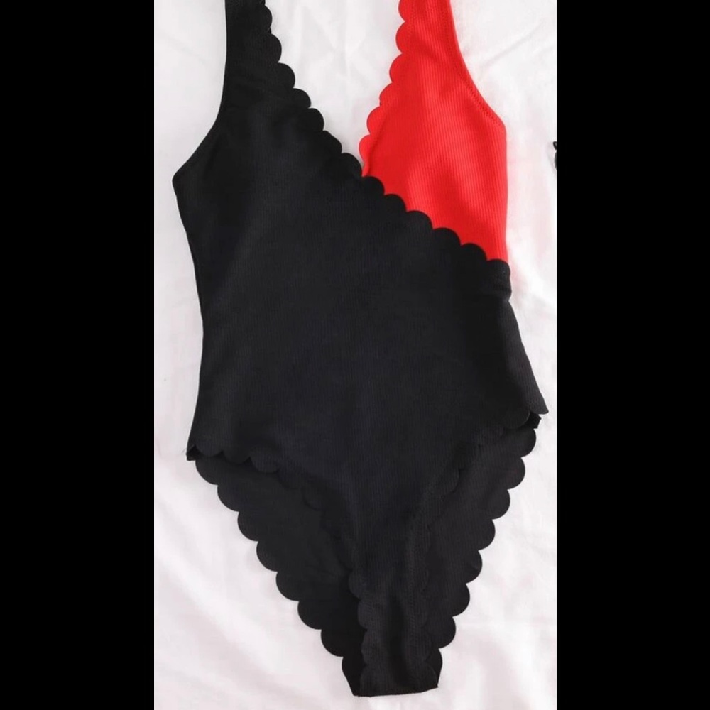 One piece bathing suit